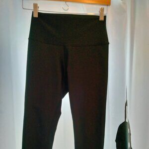 Alo airlift capri leggings